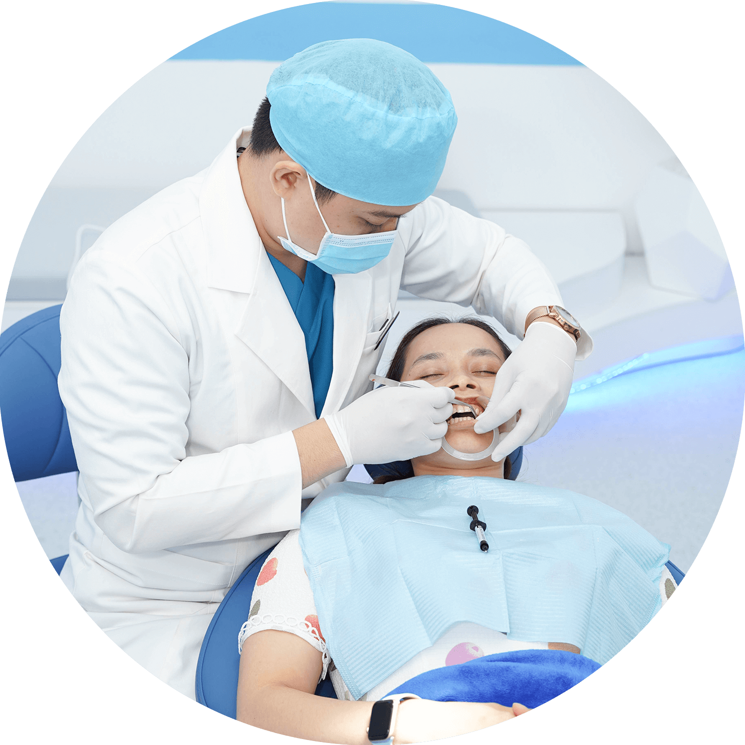 Thẩm mỹ bọc răng sứ